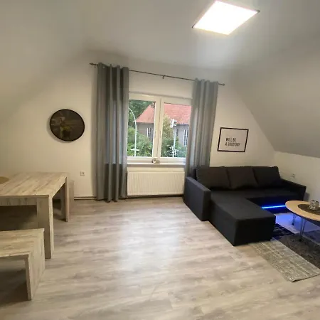 Apartment Gemuetliche Ferien- Und Monteurwohnung In Stadtnaehe Oldenburg